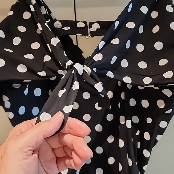 Bathing suit - Picture 4 of 5